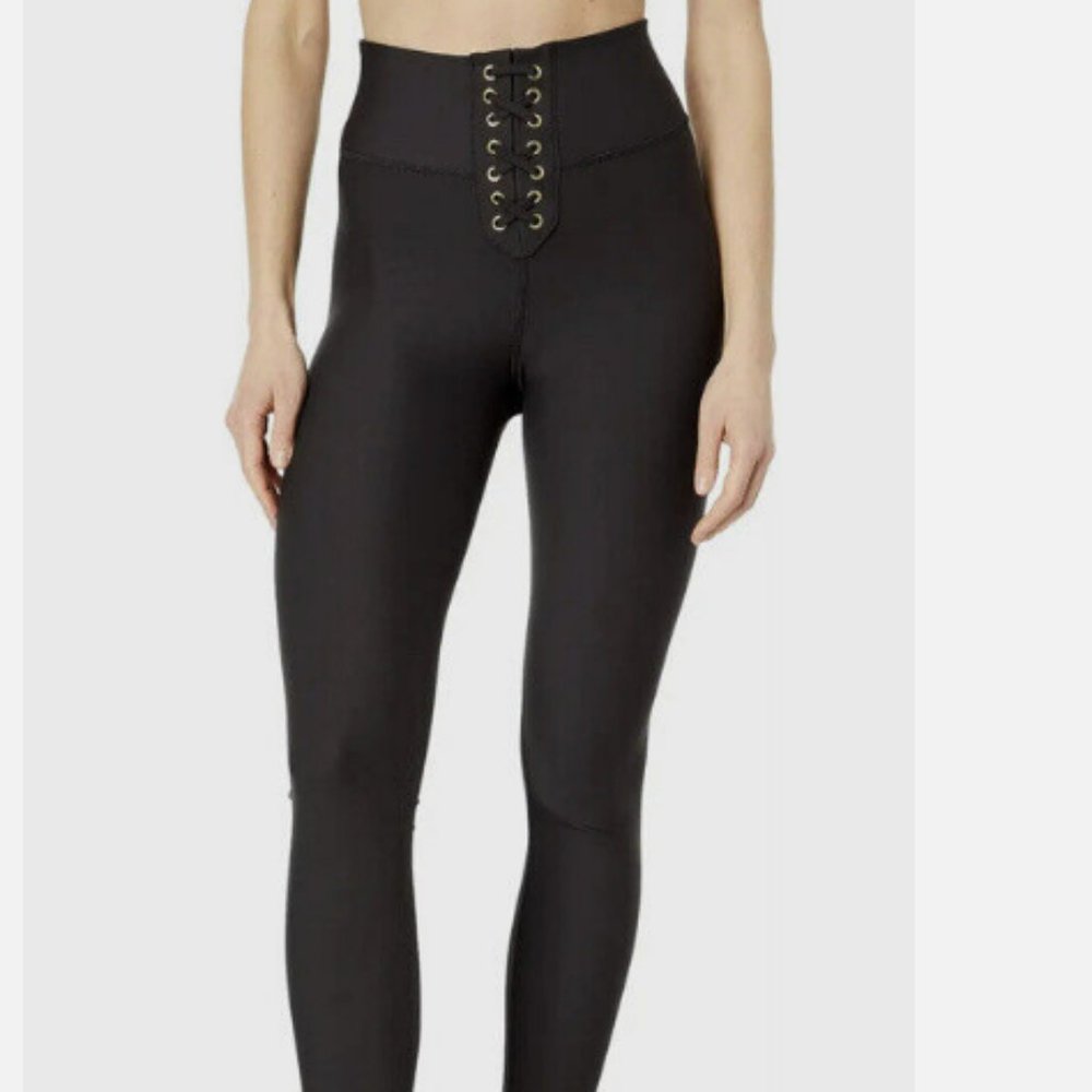 WEWOREWHAT Leggings LACE JET BLACK